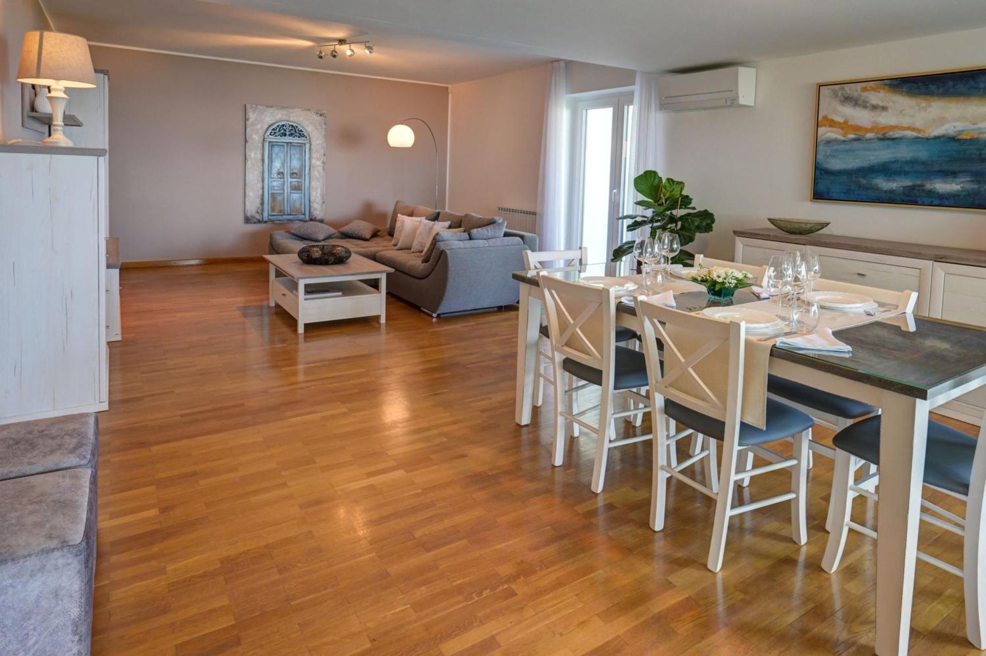Apartma Bellavista Izola Esterno foto